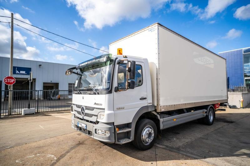 Mercedes ATEGO 1222 + D'HOLLANDIA 1.5T - بصندوق مغلق شاحنة: صور 1 Mercedes ATEGO 1222 + D'HOLLANDIA 1.5T - بصندوق مغلق شاحنة: صور 1