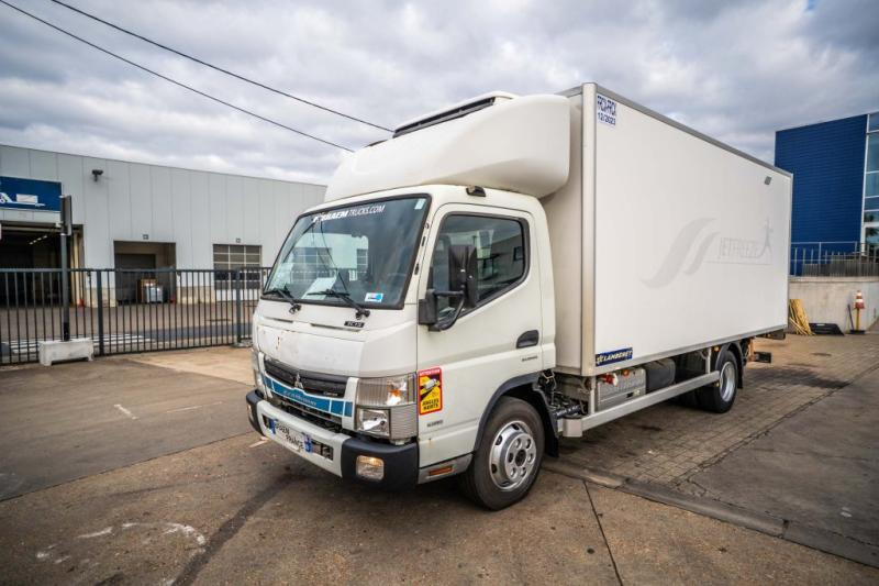 Mitsubishi Fuso FUSO CANTER 7C15-DUONIIC HYBRID / 600 BI TEMP - الشاحنات الصغيرة المبردة: صور 1 Mitsubishi Fuso FUSO CANTER 7C15-DUONIIC HYBRID / 600 BI TEMP - الشاحنات الصغيرة المبردة: صور 1