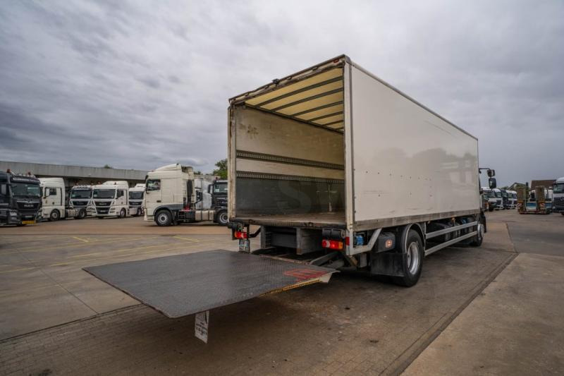 Renault D WIDE 280 (18t) +PALFINGER 2T. - بصندوق مغلق شاحنة: صور 5 Renault D WIDE 280 (18t) +PALFINGER 2T. - بصندوق مغلق شاحنة: صور 5