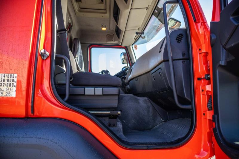 شاحنات مسطحة, شاحنة كرين Renault KERAX 380DXI+E5+PK16TM/3EXT: صور 6