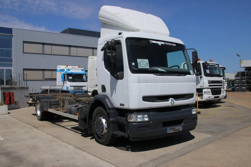 Renault PREMIUM 270 DCI - Problème moteur. - شاحنات الحاويات / جسم علوي قابل للتغيير شاحنة: صور 2 Renault PREMIUM 270 DCI - Problème moteur. - شاحنات الحاويات / جسم علوي قابل للتغيير شاحنة: صور 2