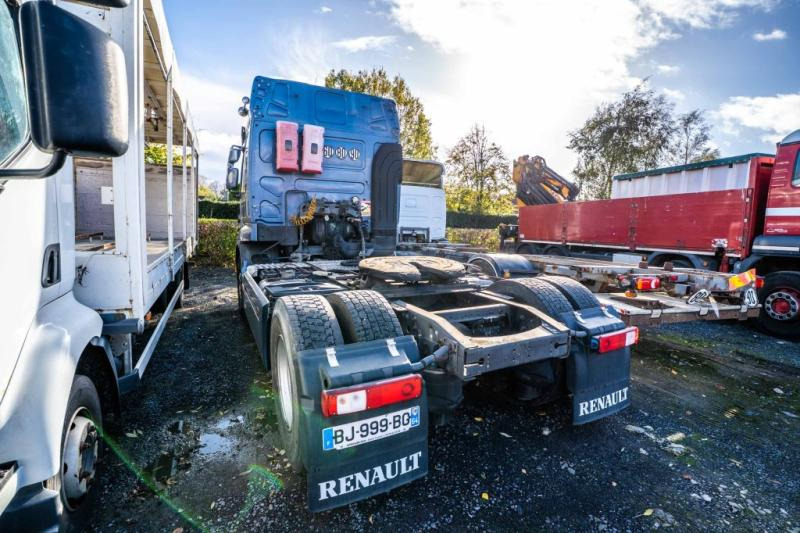 Renault PREMIUM 450 DXI+VOITH+ problème moteur - شاحنة جرار: صور 3 Renault PREMIUM 450 DXI+VOITH+ problème moteur - شاحنة جرار: صور 3