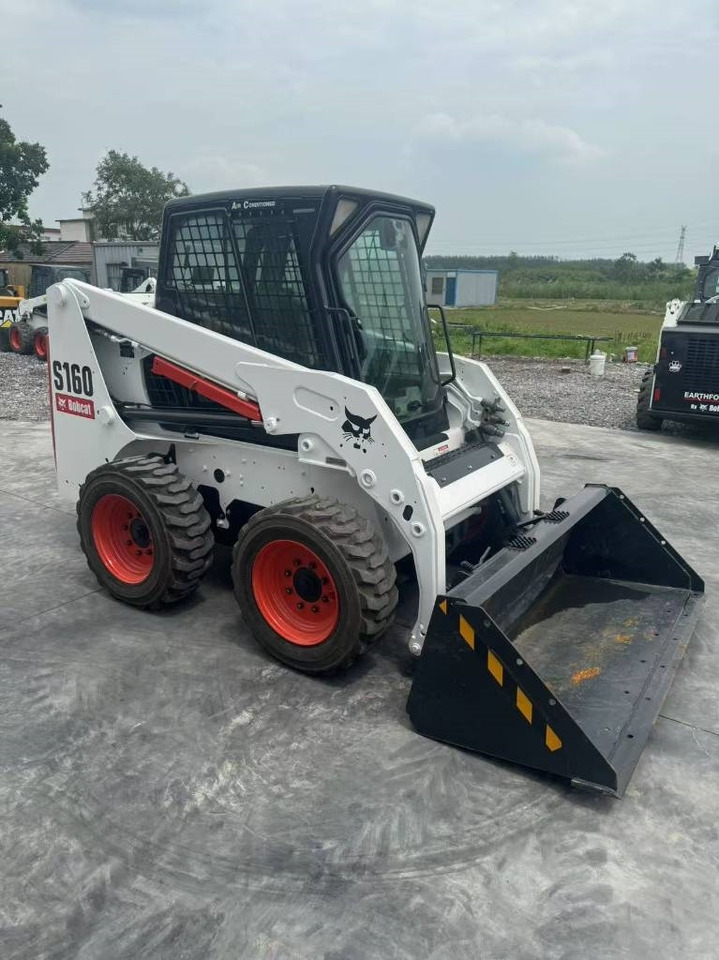 Bobcat S 160 - شيول صغير: صور 2 Bobcat S 160 - شيول صغير: صور 2