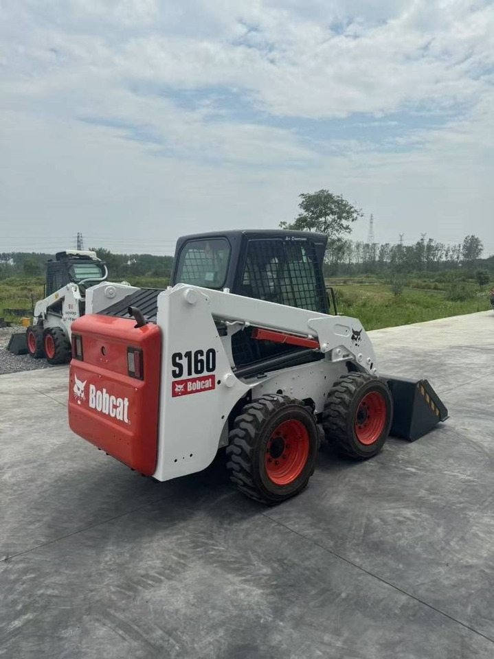 Bobcat S 160 - شيول صغير: صور 3 Bobcat S 160 - شيول صغير: صور 3