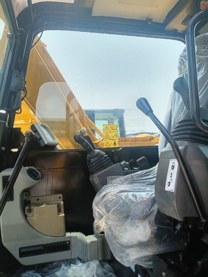CAT 307E2 - حفارة مصغرة: صور 3 CAT 307E2 - حفارة مصغرة: صور 3