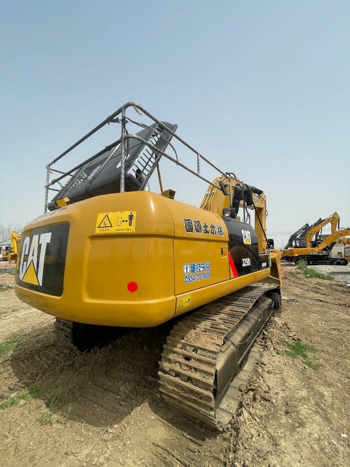 CAT 329D2 - حفارات زحافة: صور 2 CAT 329D2 - حفارات زحافة: صور 2