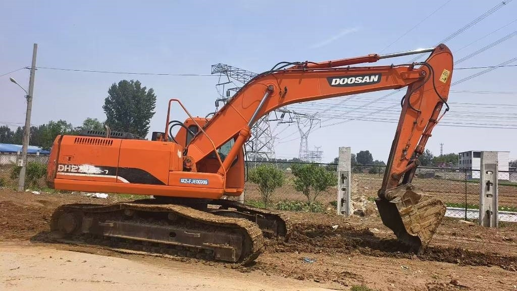 Doosan DH 225 LC-7 - حفارات زحافة: صور 1 Doosan DH 225 LC-7 - حفارات زحافة: صور 1