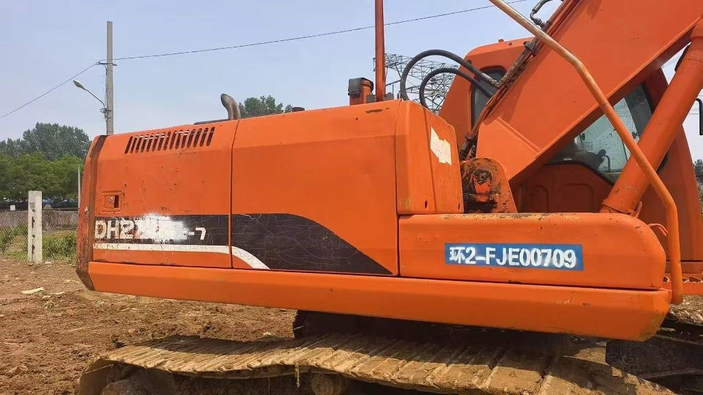 Doosan DH 225 LC-7 - حفارات زحافة: صور 4 Doosan DH 225 LC-7 - حفارات زحافة: صور 4