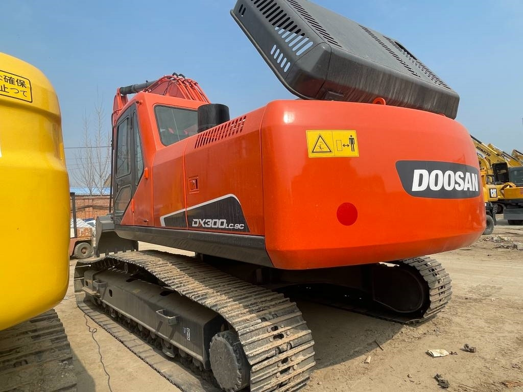 Doosan DX 300  - حفارات زحافة: صور 4 Doosan DX 300  - حفارات زحافة: صور 4