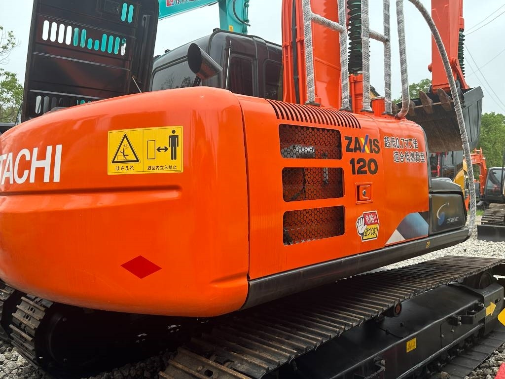 Hitachi ZX 120 - حفارات زحافة: صور 1 Hitachi ZX 120 - حفارات زحافة: صور 1
