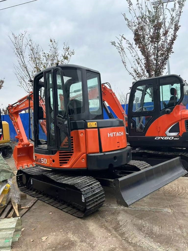 Hitachi ZX 50 - حفارات زحافة: صور 2 Hitachi ZX 50 - حفارات زحافة: صور 2