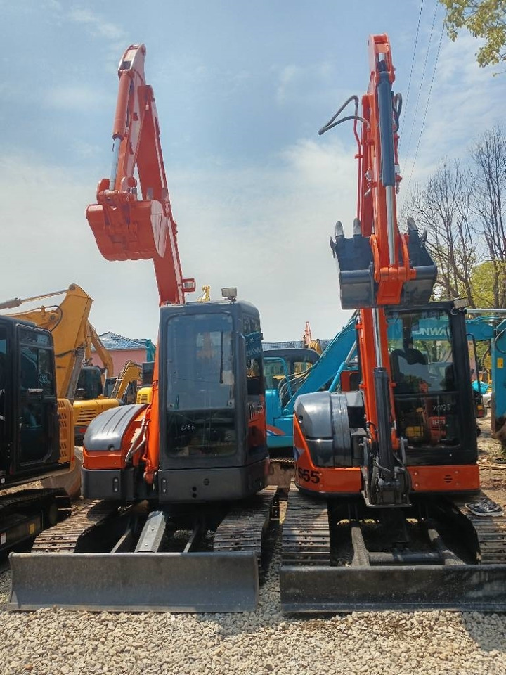 Hitachi ZX 55 - حفارات زحافة: صور 5 Hitachi ZX 55 - حفارات زحافة: صور 5