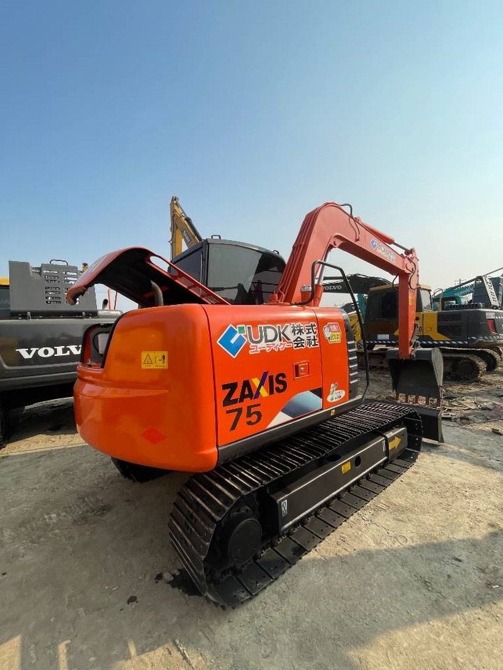 Hitachi ZX 75 - حفارات زحافة: صور 2 Hitachi ZX 75 - حفارات زحافة: صور 2