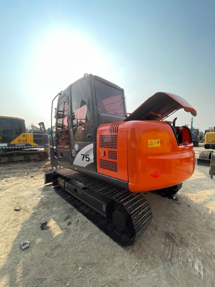 Hitachi ZX 75 - حفارات زحافة: صور 3 Hitachi ZX 75 - حفارات زحافة: صور 3