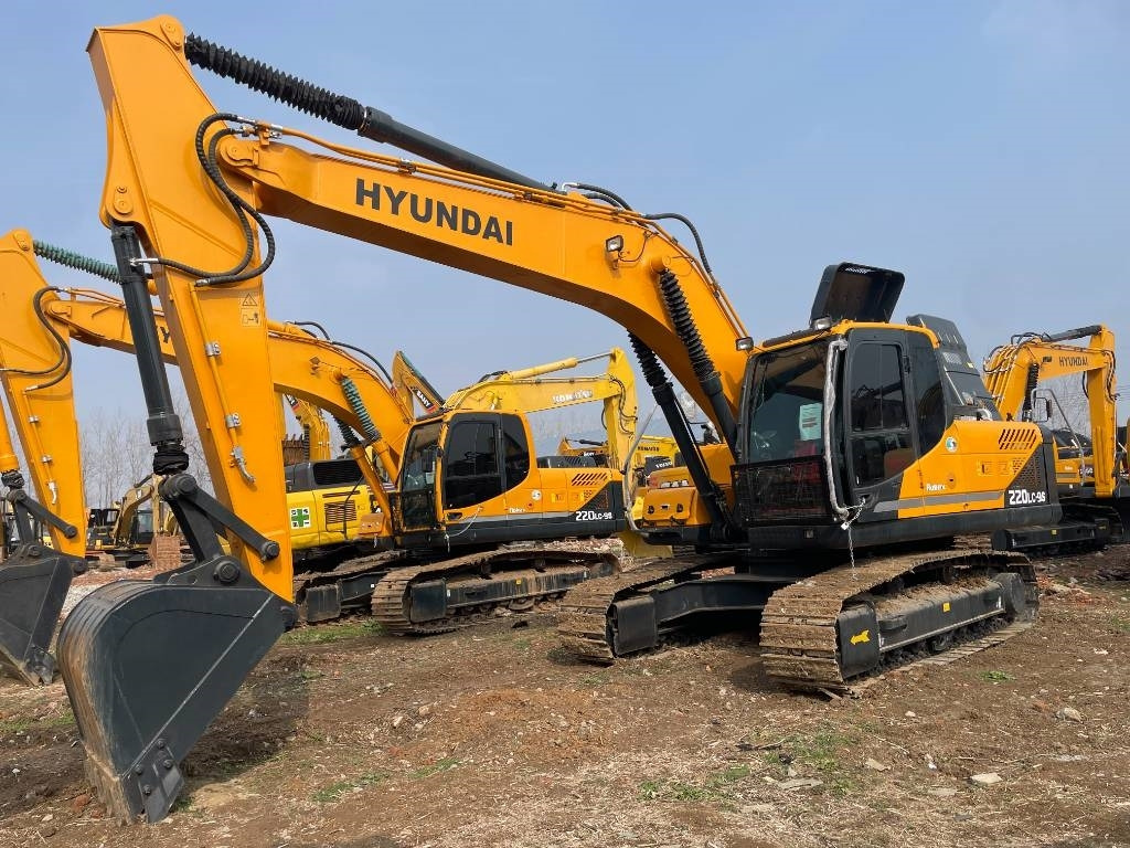 Hyundai 220-9S - حفارات زحافة: صور 5 Hyundai 220-9S - حفارات زحافة: صور 5