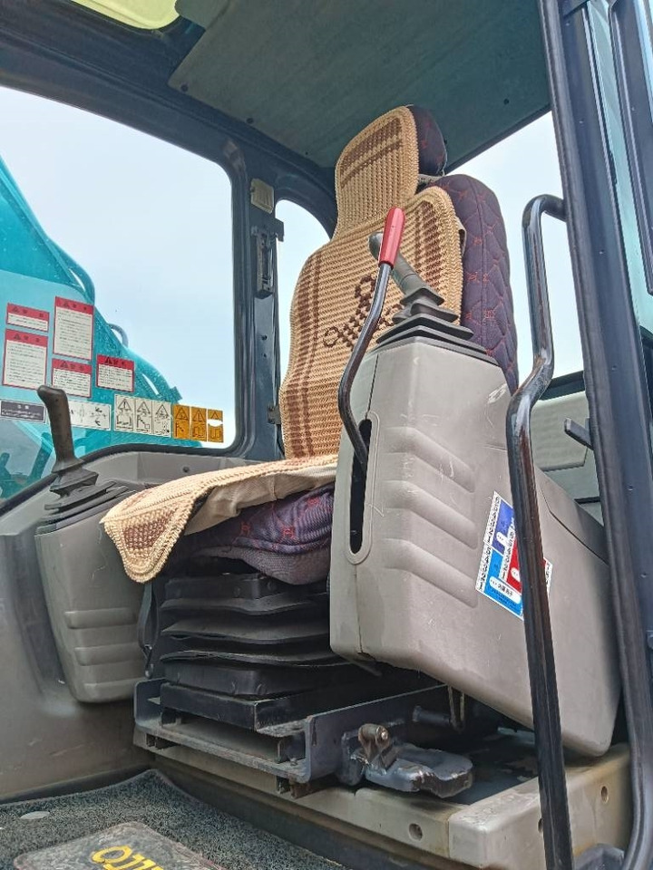 Kobelco SK 210 - حفارات زحافة: صور 4 Kobelco SK 210 - حفارات زحافة: صور 4