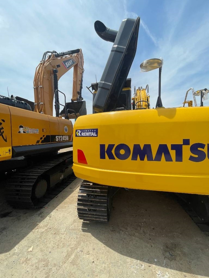 Komatsu PC 130 - حفارات زحافة: صور 4 Komatsu PC 130 - حفارات زحافة: صور 4