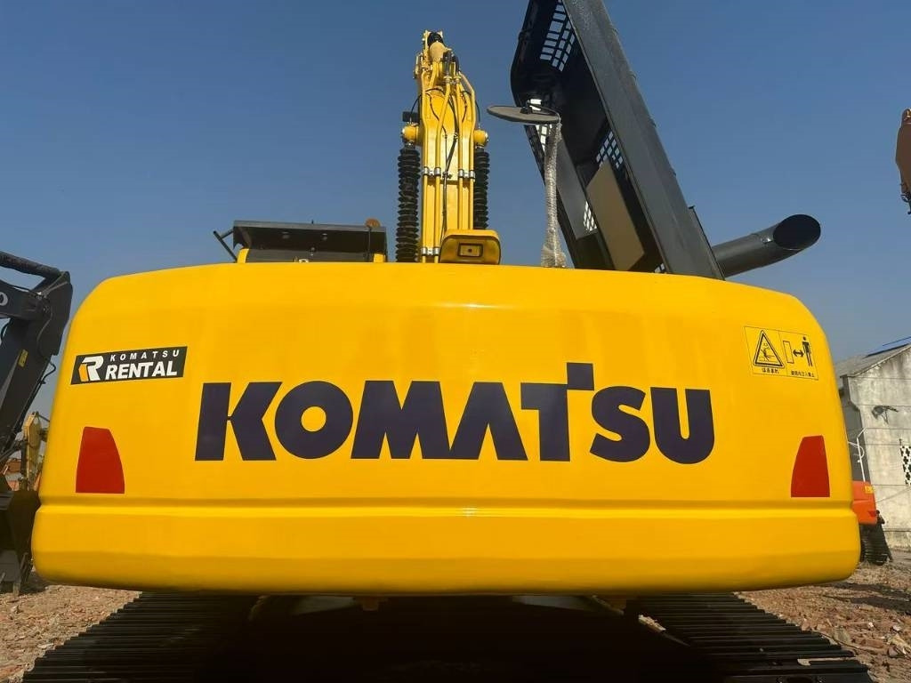 Komatsu PC 240 - حفارات زحافة: صور 4 Komatsu PC 240 - حفارات زحافة: صور 4