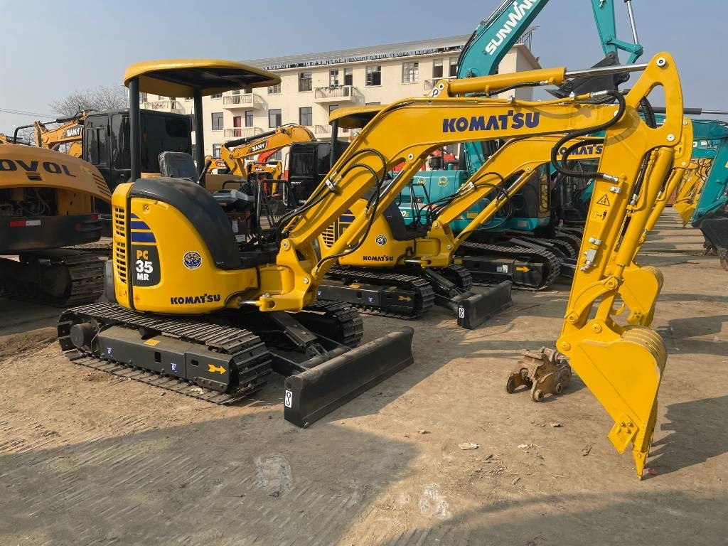 Komatsu PC 35 - حفارة مصغرة: صور 5 Komatsu PC 35 - حفارة مصغرة: صور 5