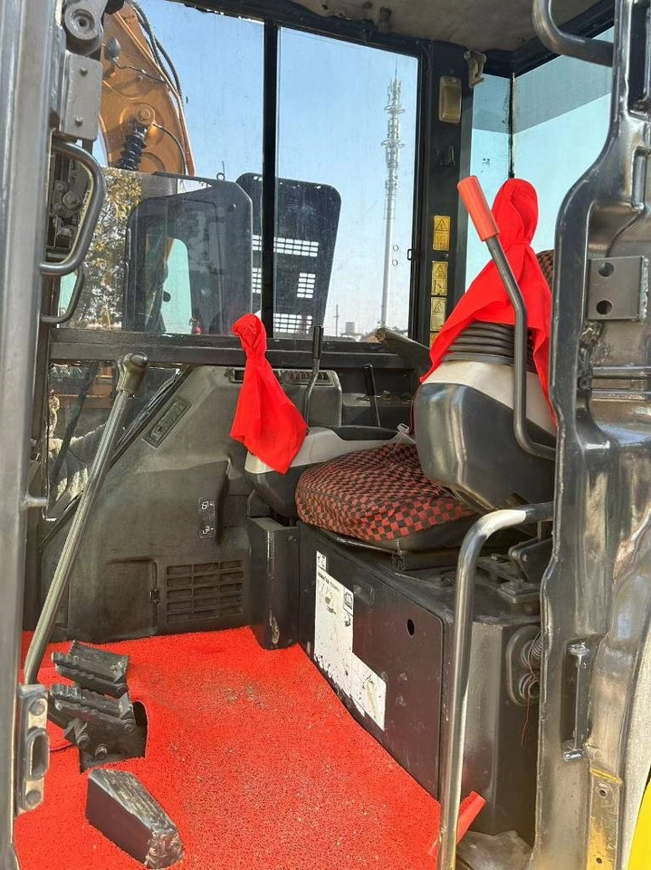 Komatsu PC 55 MR - حفارة مصغرة: صور 4 Komatsu PC 55 MR - حفارة مصغرة: صور 4