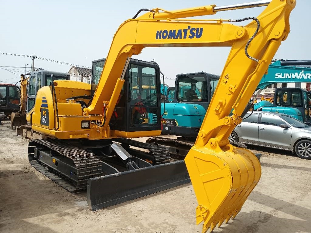 Komatsu PC 60 - حفارات زحافة: صور 1 Komatsu PC 60 - حفارات زحافة: صور 1