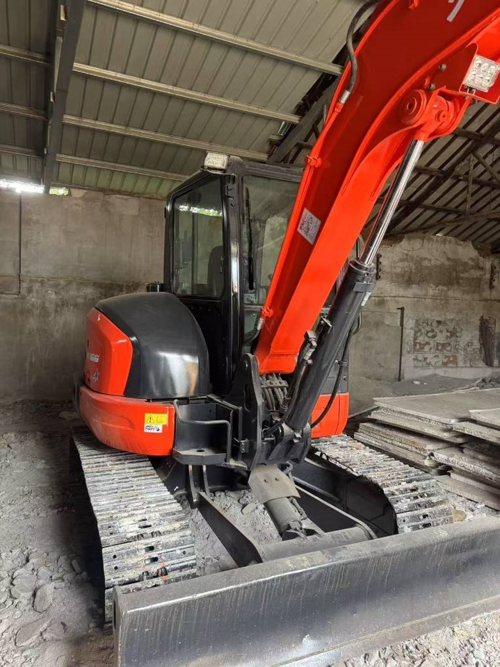 Kubota KX 165 - حفارة مصغرة: صور 4 Kubota KX 165 - حفارة مصغرة: صور 4
