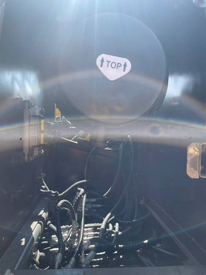 Volvo EC 240  - حفارات زحافة: صور 3 Volvo EC 240  - حفارات زحافة: صور 3