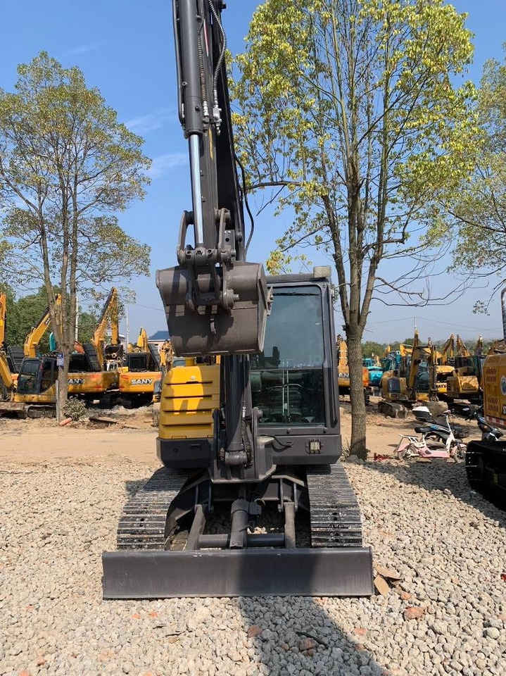 Volvo EC 60 D - حفارة مصغرة: صور 5 Volvo EC 60 D - حفارة مصغرة: صور 5