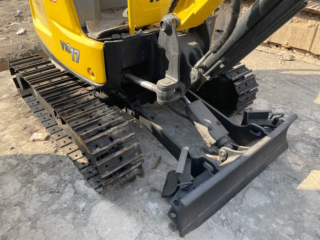 Yanmar Vio 17 - حفارة مصغرة: صور 4 Yanmar Vio 17 - حفارة مصغرة: صور 4
