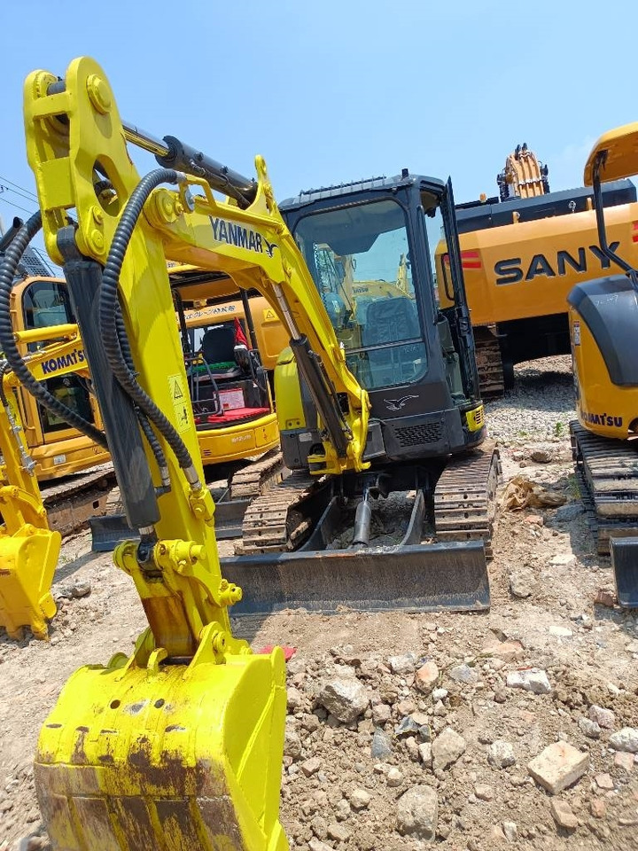 Yanmar Vio 35 - حفارة مصغرة: صور 3 Yanmar Vio 35 - حفارة مصغرة: صور 3