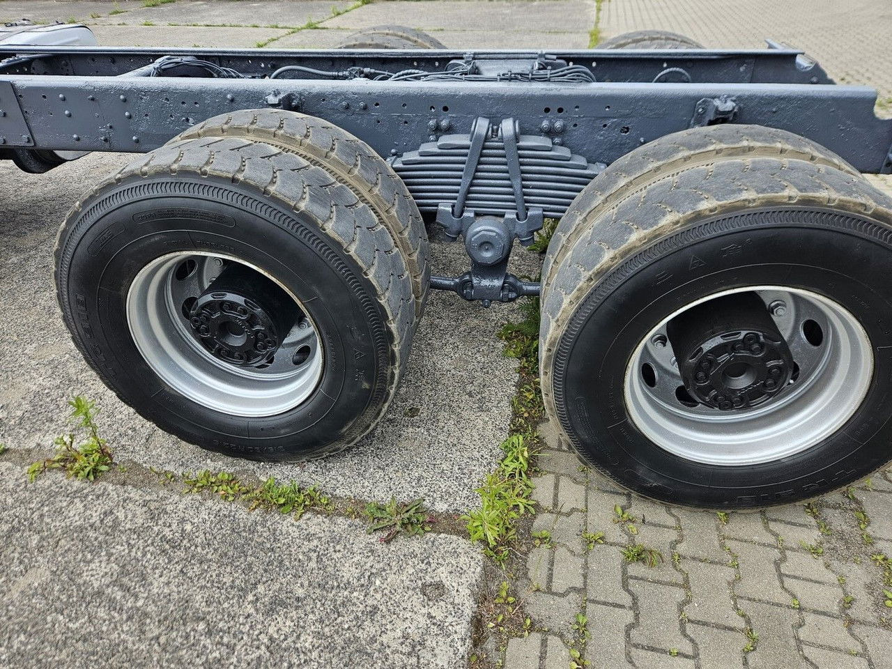 الشاسيه شاحنة Scania 144 530 6X4 Manual Pump AND Injectros - Full Sprin G: صور 7