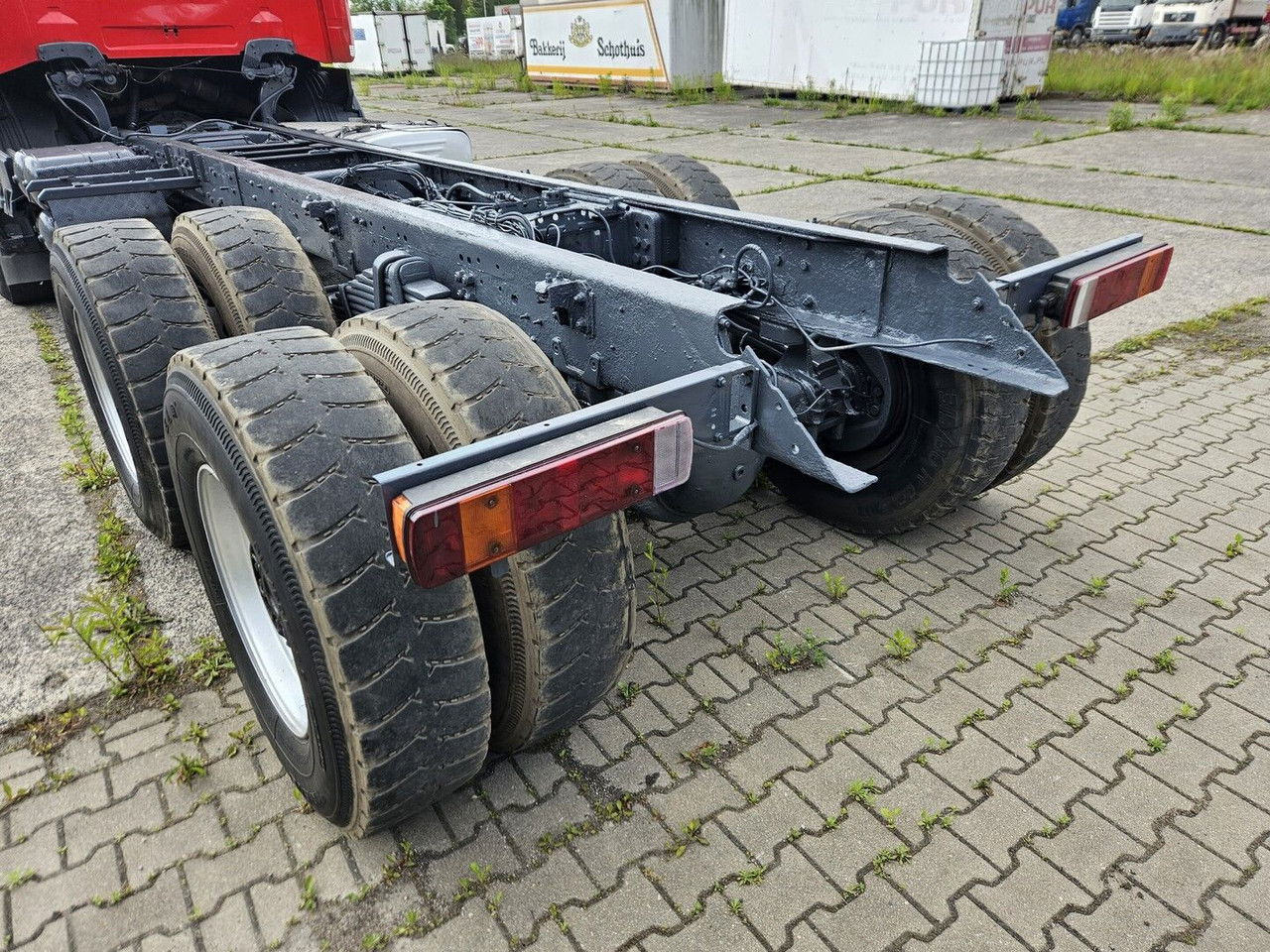 الشاسيه شاحنة Scania 144 530 6X4 Manual Pump AND Injectros - Full Sprin G: صور 6