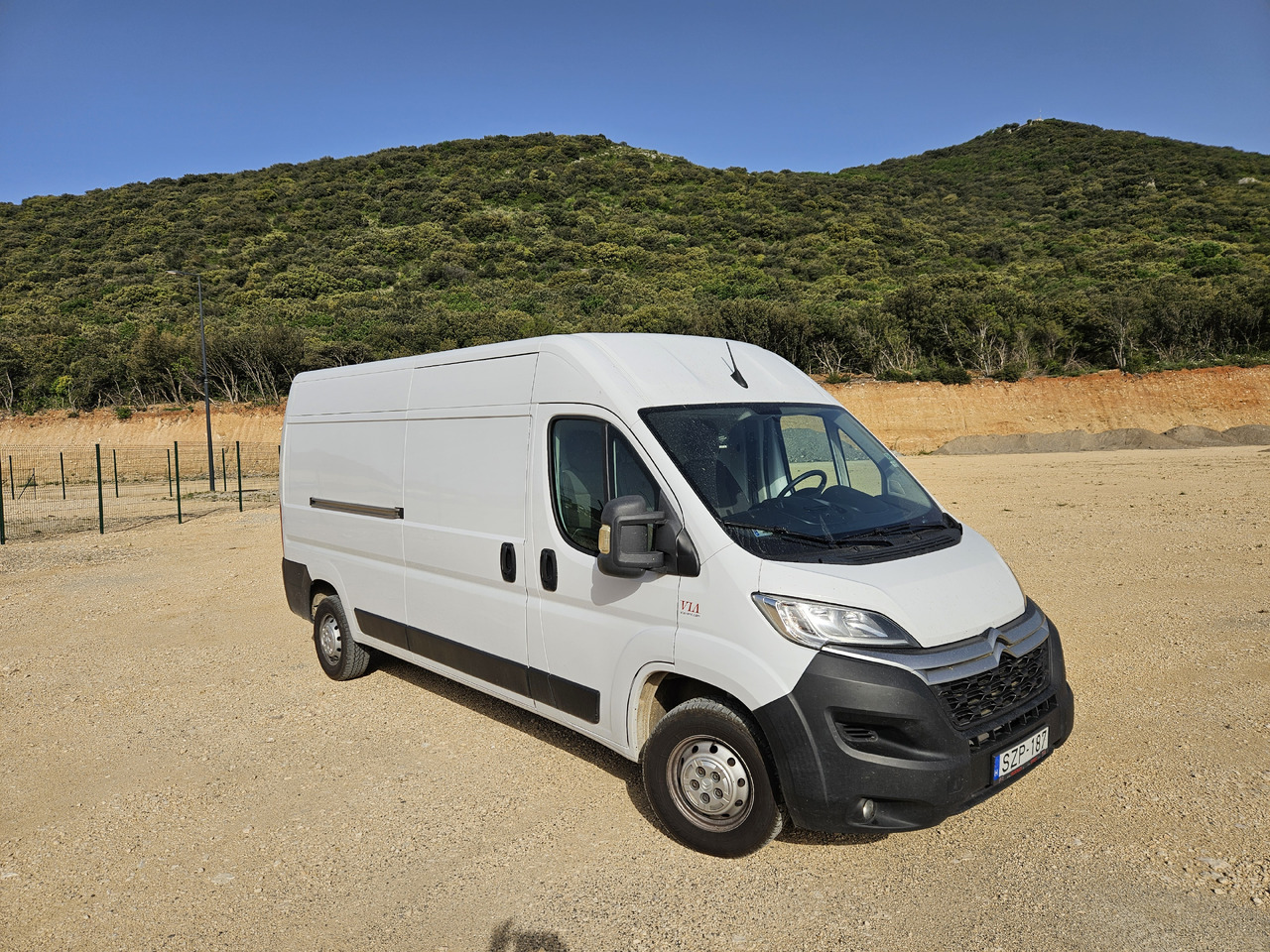 Citroen Jumper Control FT 350 L3H2 2.2 Blue HDI S&S 140 - فان: صور 2 Citroen Jumper Control FT 350 L3H2 2.2 Blue HDI S&S 140 - فان: صور 2