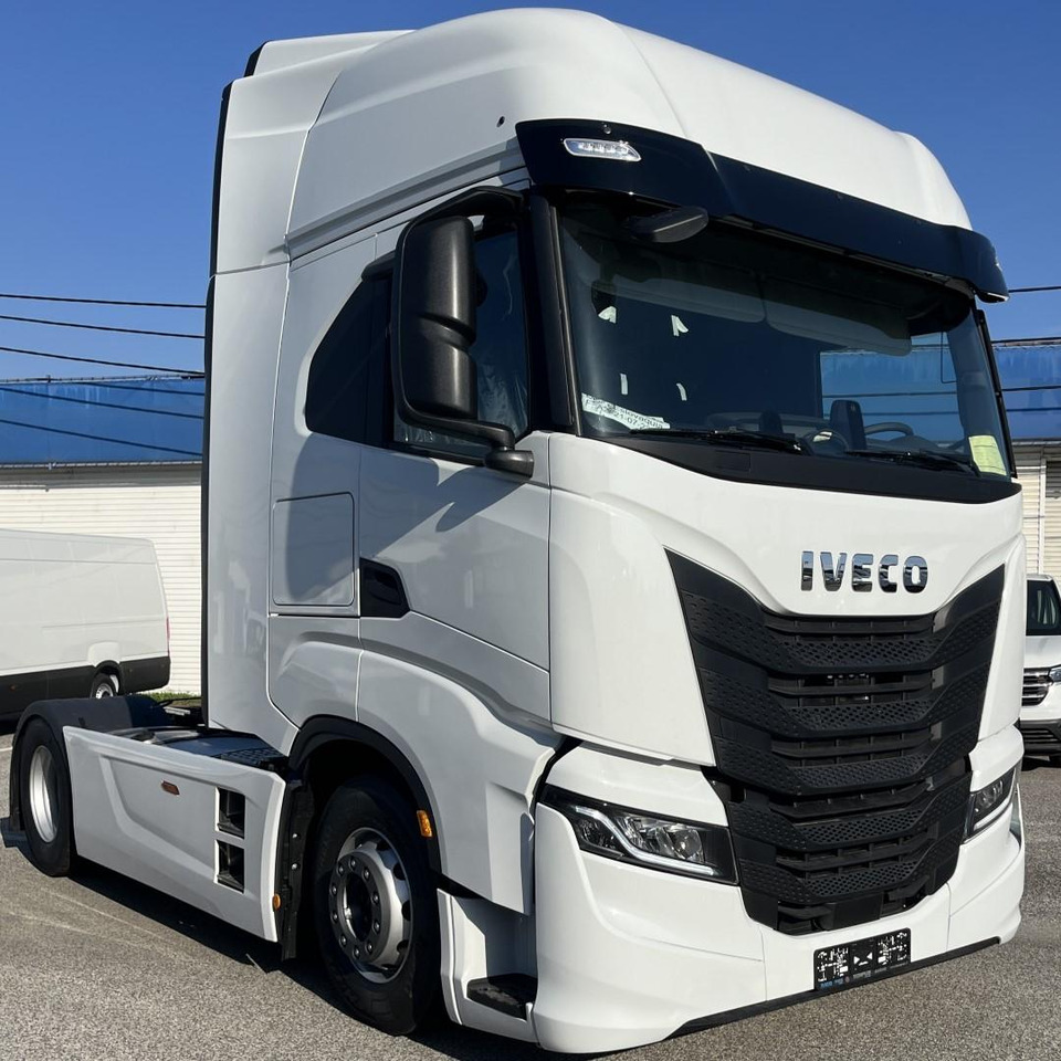 Iveco S-WAY, 530, AS440S53TP إيجار Iveco S-WAY, 530, AS440S53TP: صور 12