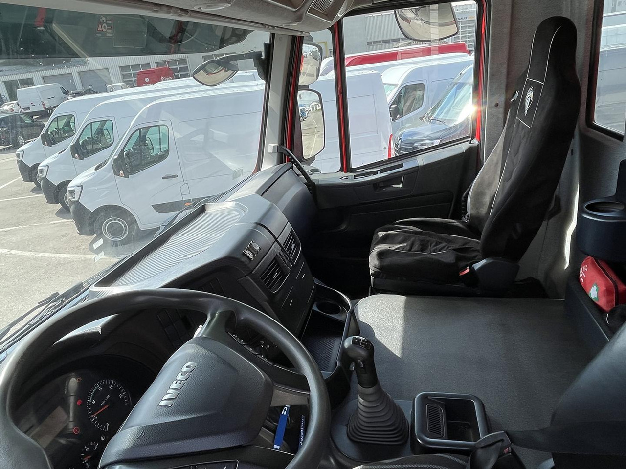 قلابات Iveco TRAKKER 8x4, 450, Sklápač: صور 16 قلابات Iveco TRAKKER 8x4, 450, Sklápač: صور 16