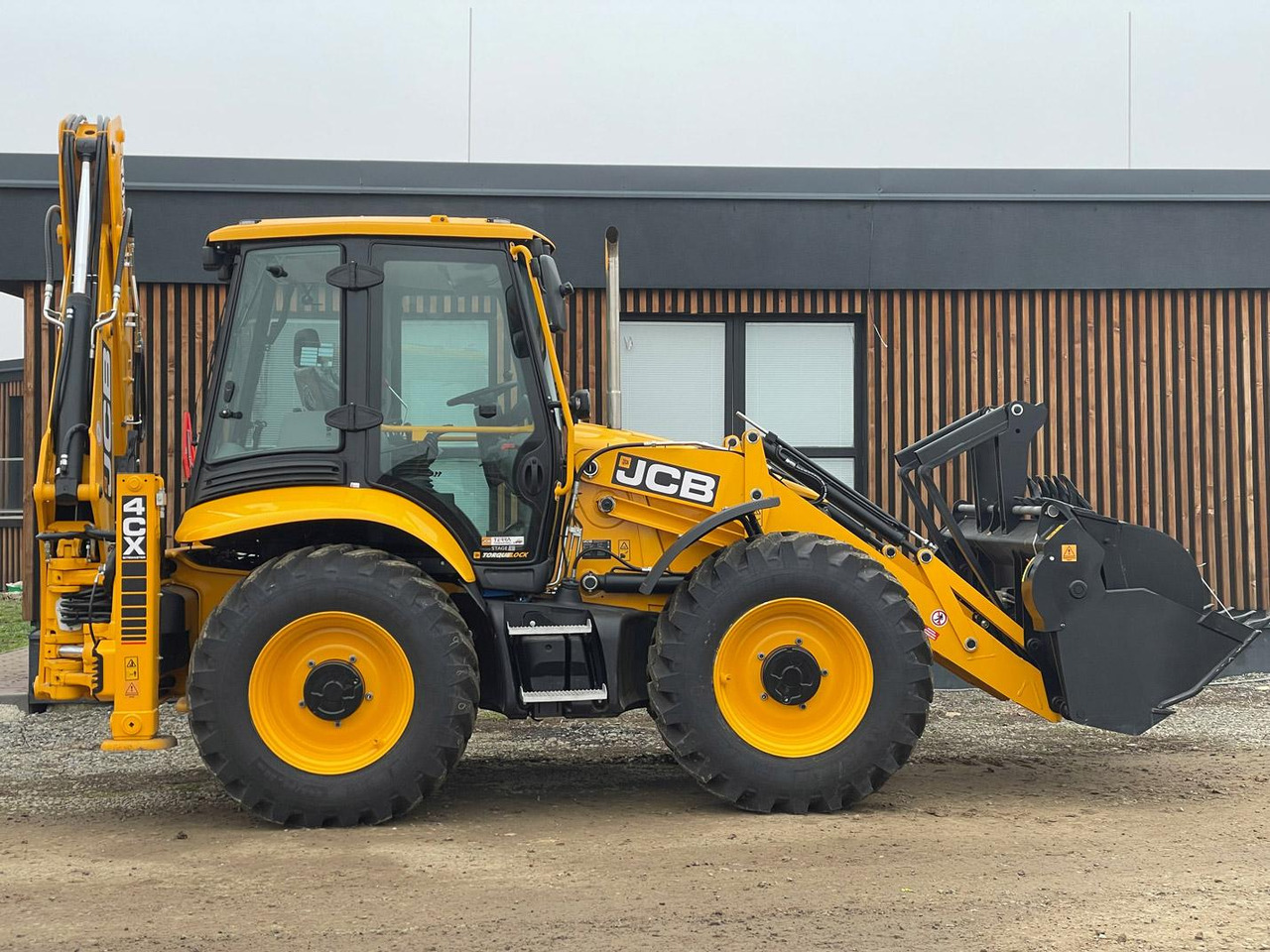 JCB 4CX, PRO, AEC - حفار متعدد الاستخدام: صور 1 JCB 4CX, PRO, AEC - حفار متعدد الاستخدام: صور 1