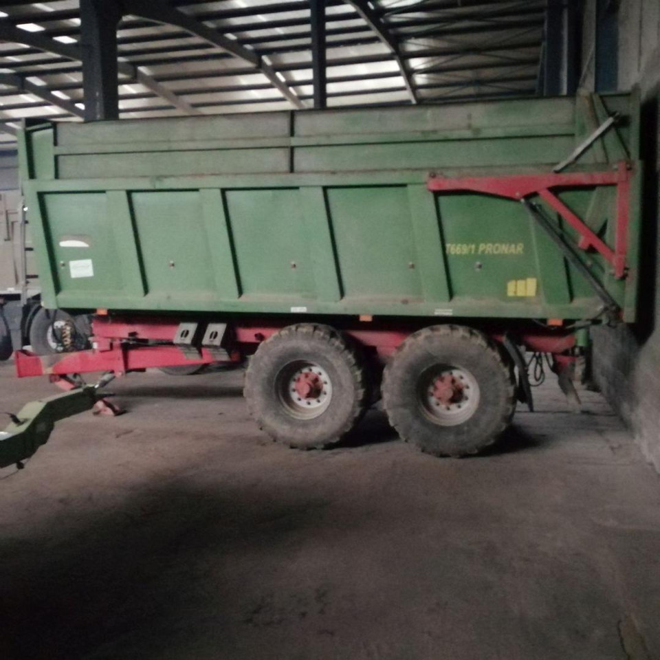 Pronar T, Traktorový náves, 669/1 - قلابة مقطورة الزراعية: صور 2 Pronar T, Traktorový náves, 669/1 - قلابة مقطورة الزراعية: صور 2