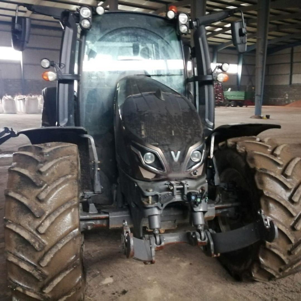 Valtra G, 135, Versu - جرار: صور 2 Valtra G, 135, Versu - جرار: صور 2