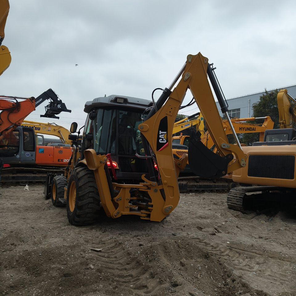 CATERPILLAR 420F - حفار متعدد الاستخدام: صور 3 CATERPILLAR 420F - حفار متعدد الاستخدام: صور 3