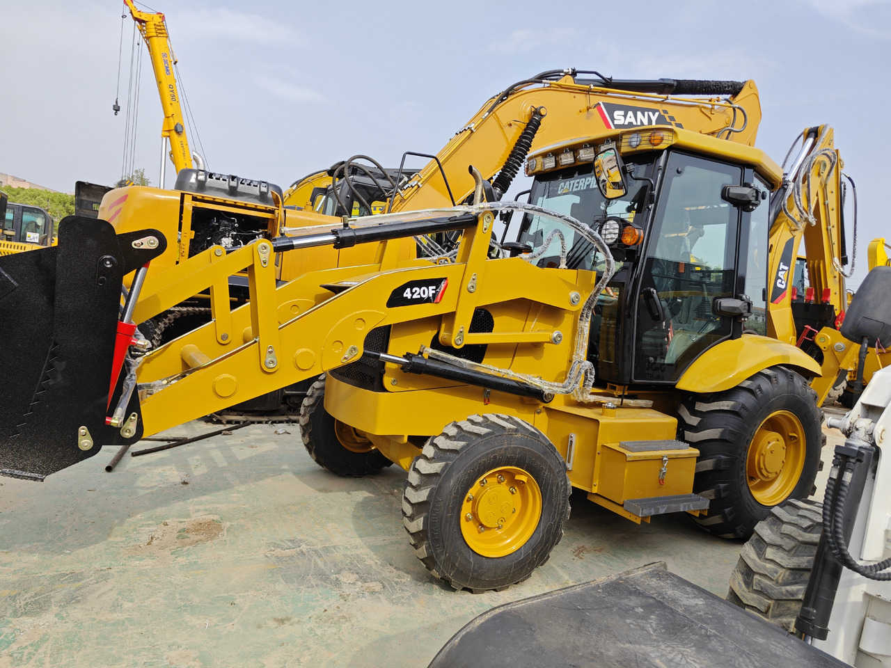 CATERPILLAR 428F backhoe loader - حفار متعدد الاستخدام: صور 4 CATERPILLAR 428F backhoe loader - حفار متعدد الاستخدام: صور 4