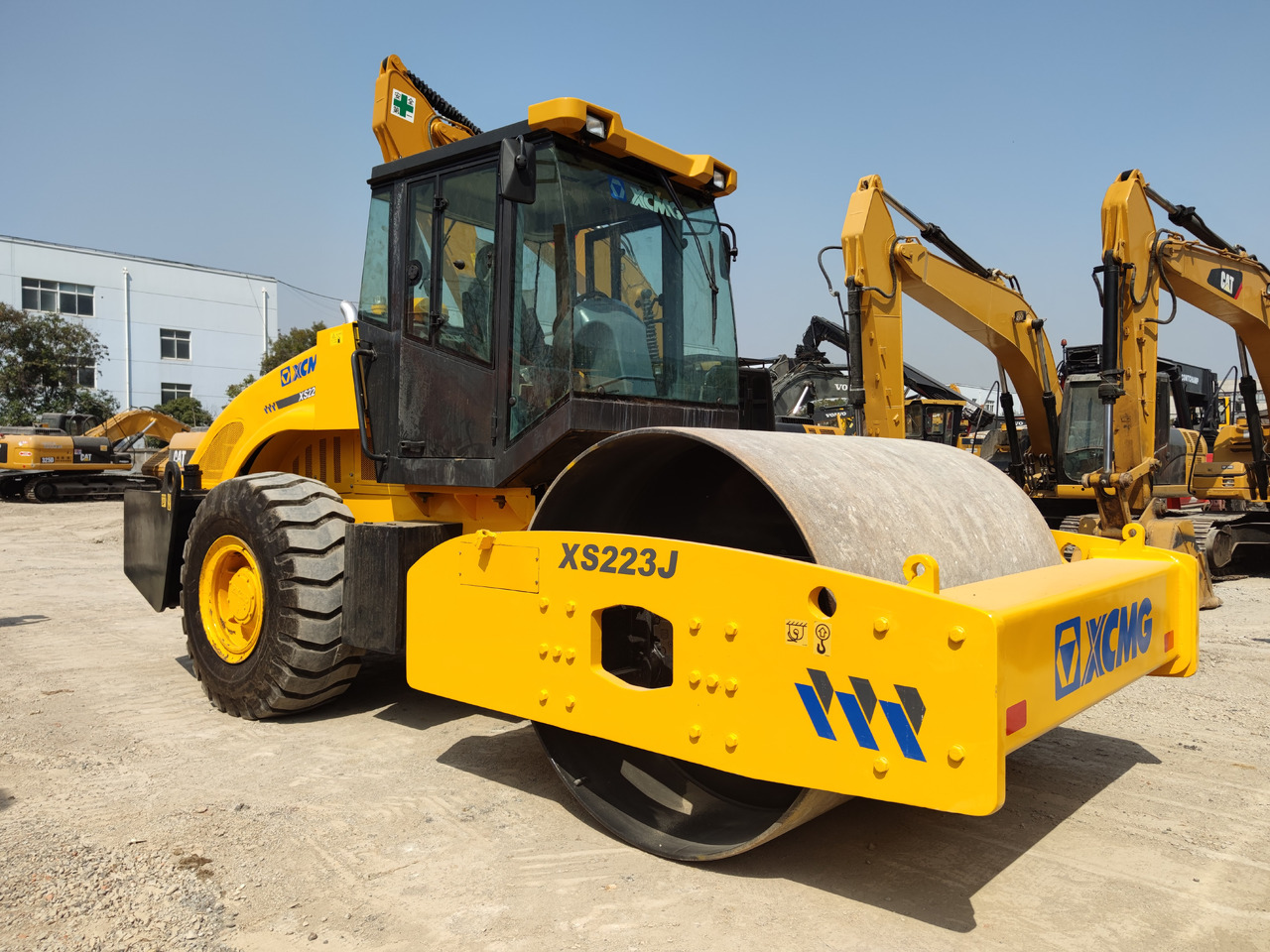 XCMG XS223J Roller Road - مدماج: صور 4 XCMG XS223J Roller Road - مدماج: صور 4