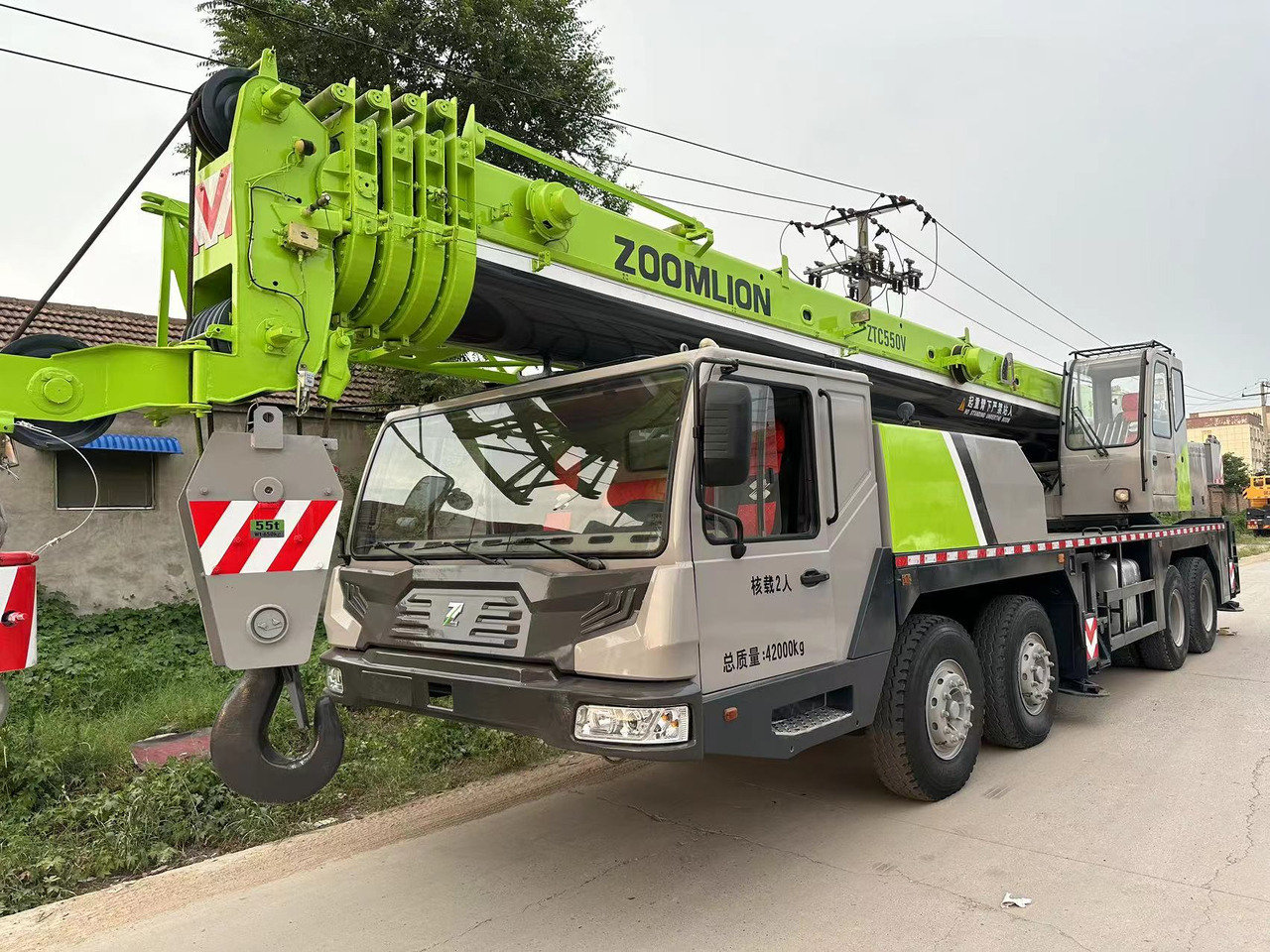 Zoomlion ztc550 used 55ton truck crane - موبايل كرين: صور 2 Zoomlion ztc550 used 55ton truck crane - موبايل كرين: صور 2