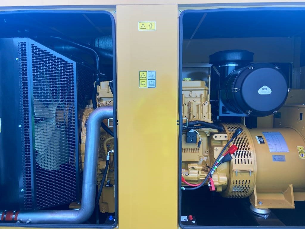 CAT DE550GC - 550 kVA Stand-by Generator - DPX-18221 - مجموعة المولدات: صور 5 CAT DE550GC - 550 kVA Stand-by Generator - DPX-18221 - مجموعة المولدات: صور 5