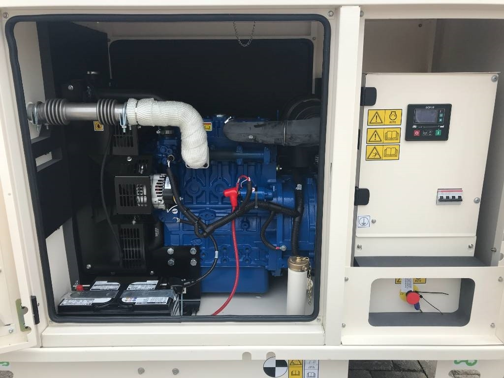 FG Wilson P16-1 - 16 kVA Genset - DPX-16001 - مجموعة المولدات: صور 4 FG Wilson P16-1 - 16 kVA Genset - DPX-16001 - مجموعة المولدات: صور 4