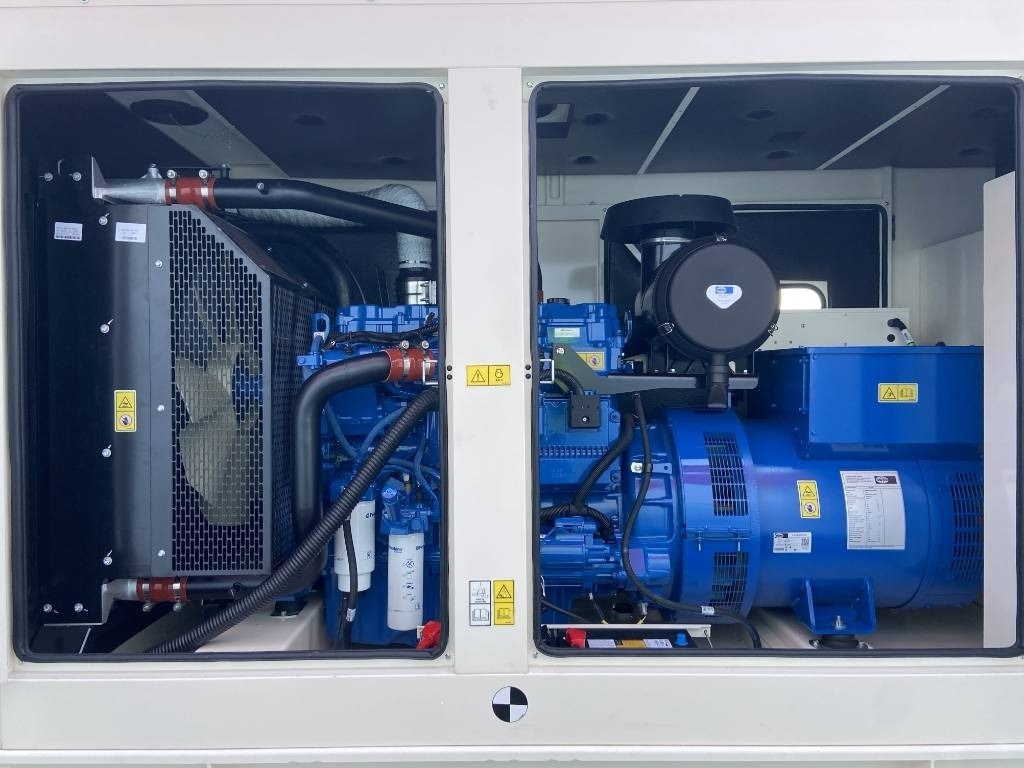 FG Wilson P250 - 250 kVA Genset - DPX-16013 - مجموعة المولدات: صور 5 FG Wilson P250 - 250 kVA Genset - DPX-16013 - مجموعة المولدات: صور 5