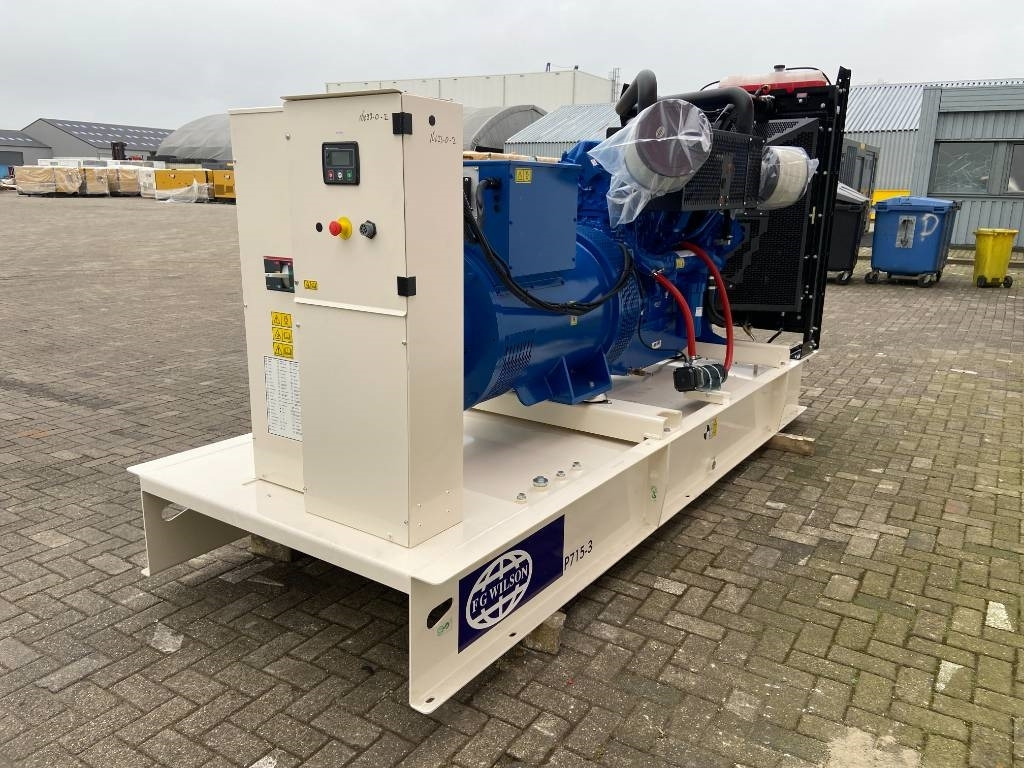 FG Wilson P715-3 - 715 kVA Open Genset - DPX-16023-O - مجموعة المولدات: صور 2 FG Wilson P715-3 - 715 kVA Open Genset - DPX-16023-O - مجموعة المولدات: صور 2