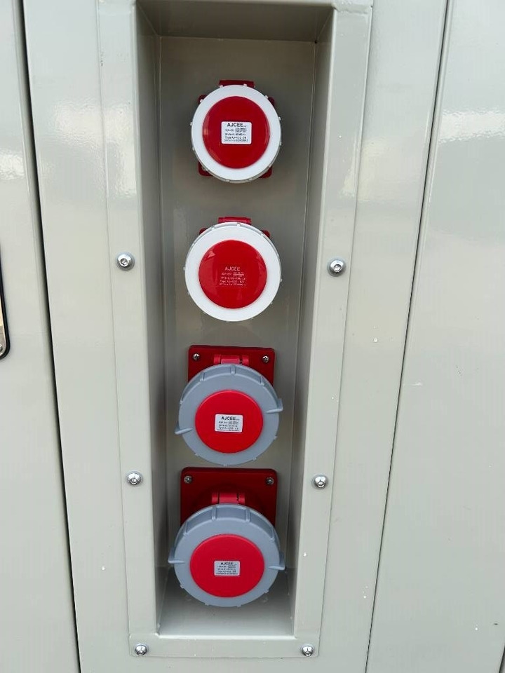 Iveco NEF67TM4 - 188 kVA Generator - DPX-19793 - مجموعة المولدات: صور 5 Iveco NEF67TM4 - 188 kVA Generator - DPX-19793 - مجموعة المولدات: صور 5