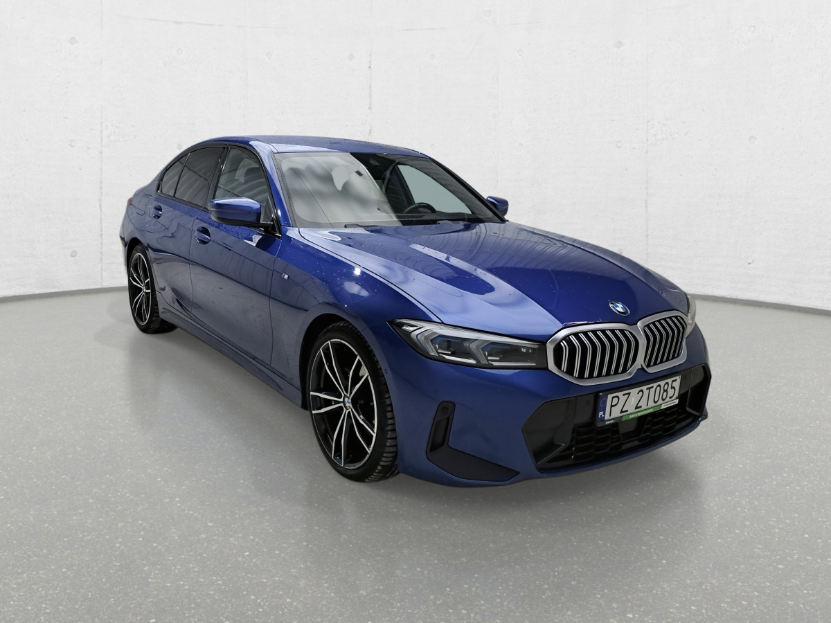 BMW 320D XDRIVE SEDAN - سيدان: صور 3 BMW 320D XDRIVE SEDAN - سيدان: صور 3
