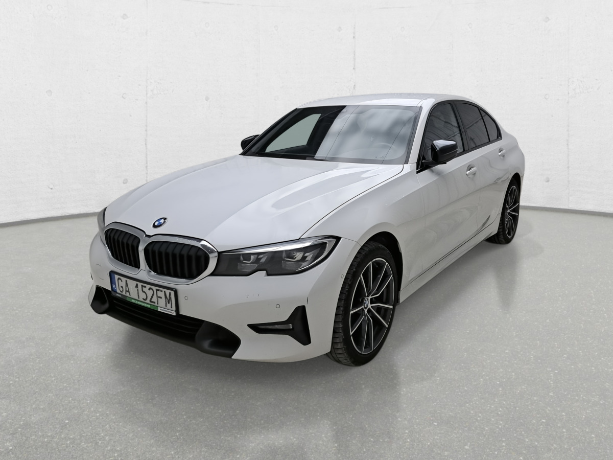 BMW 320I XDRIVE SEDAN - سيارة: صور 4 BMW 320I XDRIVE SEDAN - سيارة: صور 4