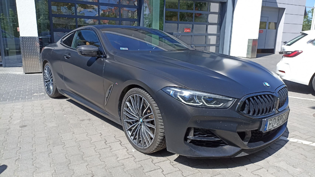 سيارة BMW M850I XDRIVE COUPE: صور 1
